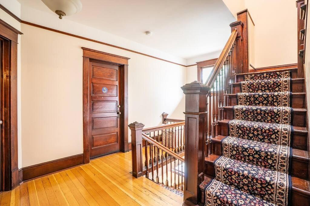 Charming 1Bd Suite In Capitol Hill - Foxglove Inn Seattle Kültér fotó
