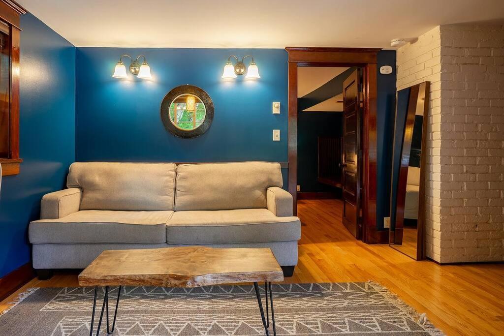 Charming 1Bd Suite In Capitol Hill - Foxglove Inn Seattle Kültér fotó