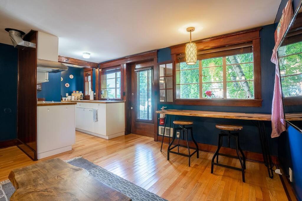 Charming 1Bd Suite In Capitol Hill - Foxglove Inn Seattle Kültér fotó